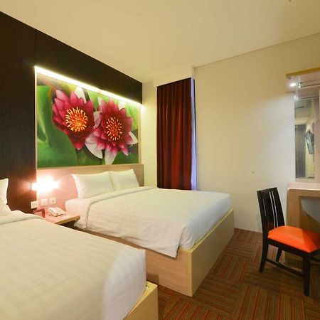 D'Hotel Джакарта Екстер'єр фото