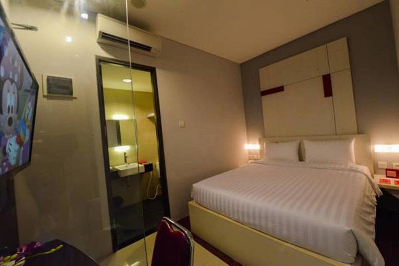 D'Hotel Джакарта Екстер'єр фото