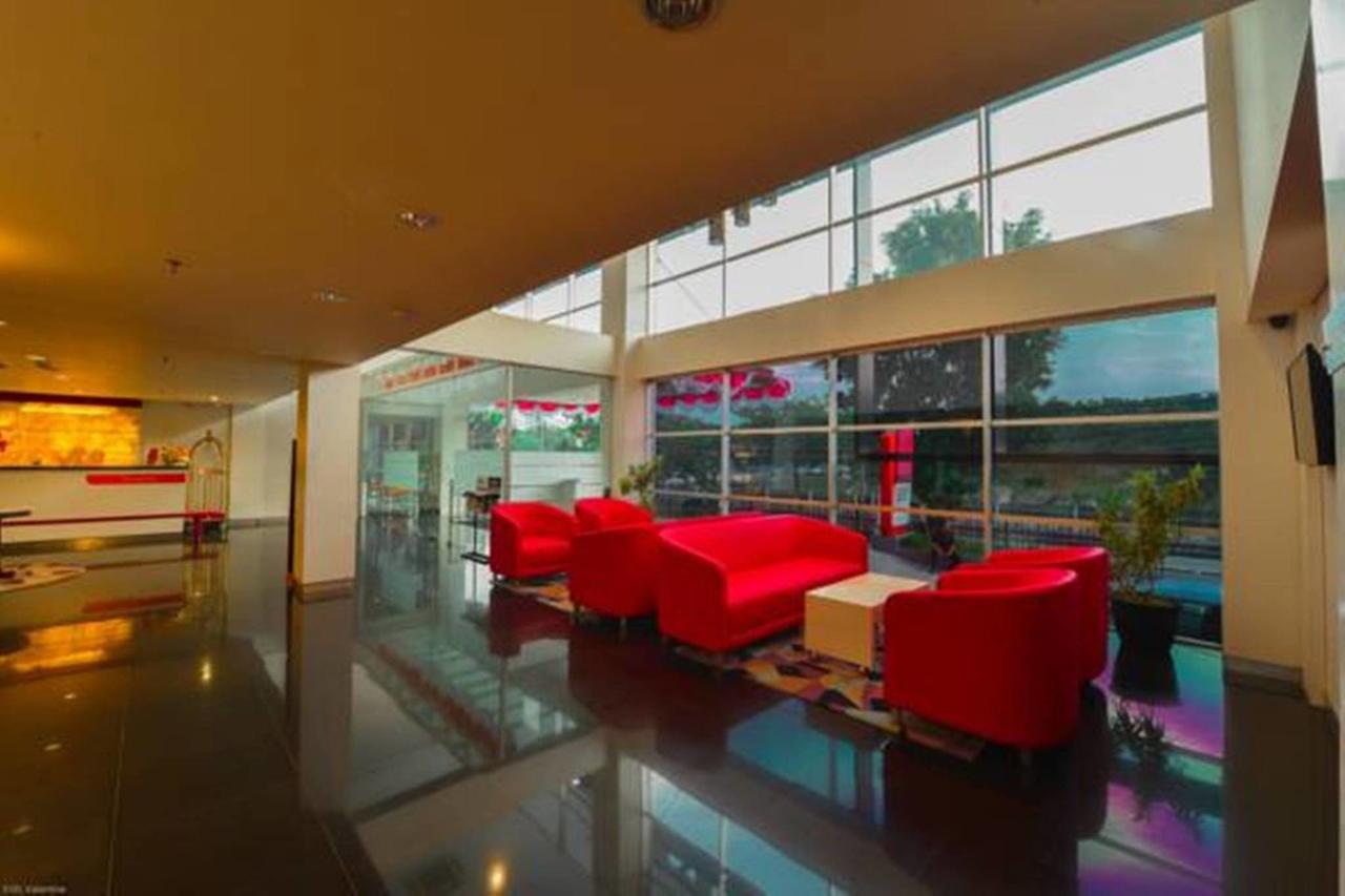 D'Hotel Джакарта Екстер'єр фото