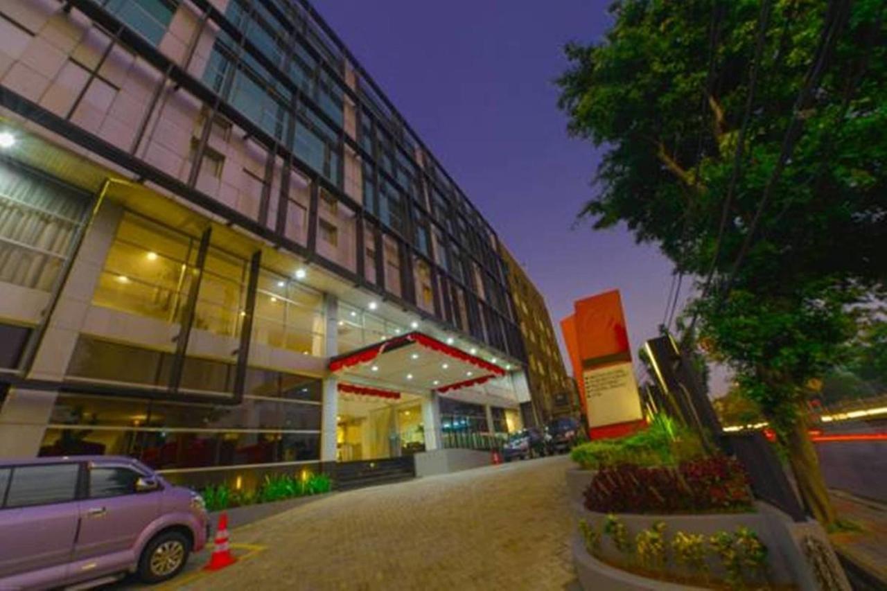 D'Hotel Джакарта Екстер'єр фото