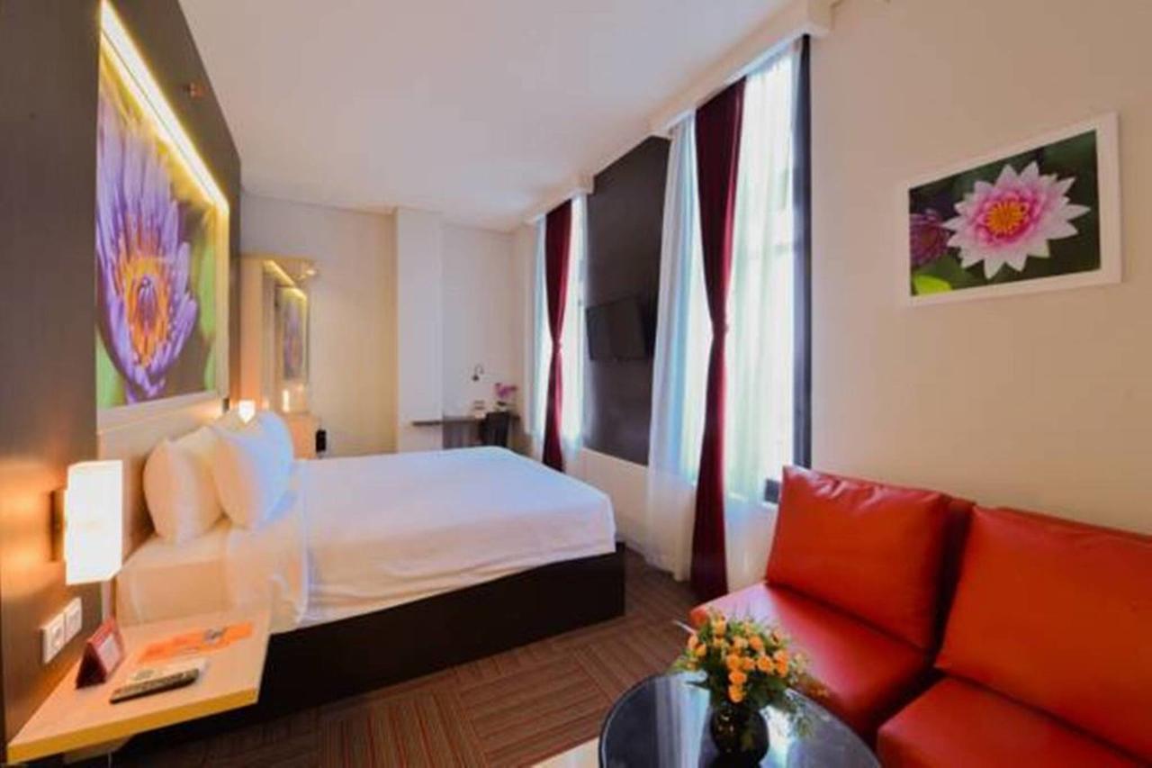 D'Hotel Джакарта Екстер'єр фото
