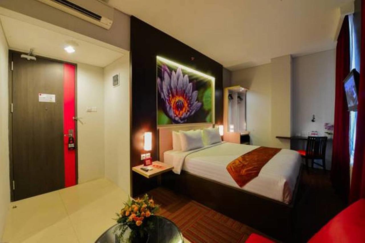 D'Hotel Джакарта Екстер'єр фото