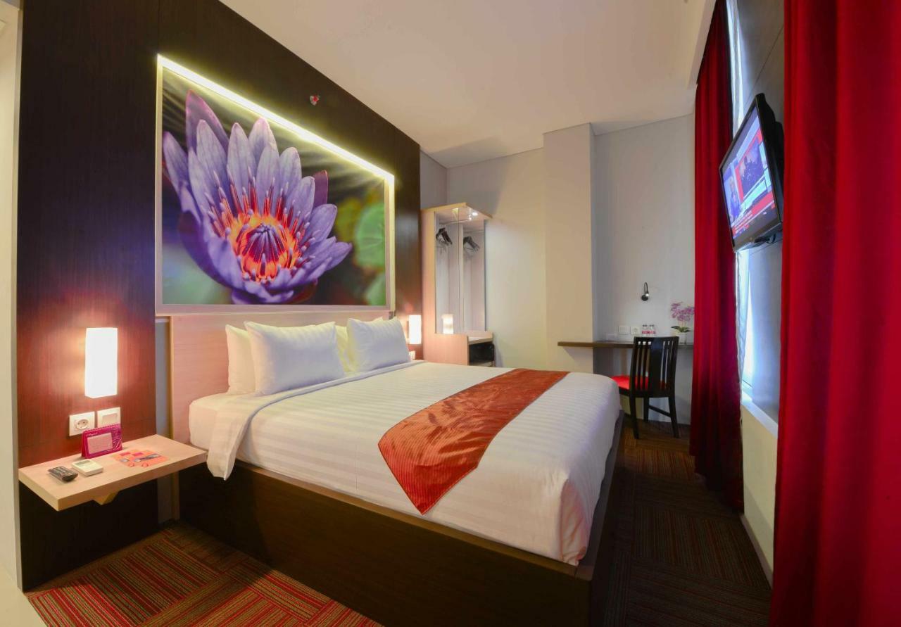 D'Hotel Джакарта Екстер'єр фото